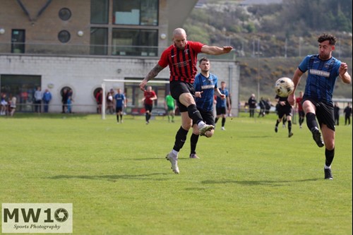 Nathan Greene volleys over the bar with an early chance