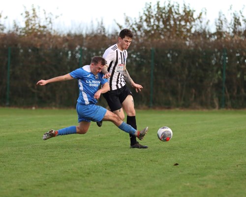 Match Report & Photos: Neyland 1-1 Monkton Swifts
