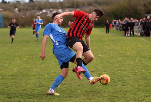 Monkton's Paul Miller challenging Goodwick's Dan James