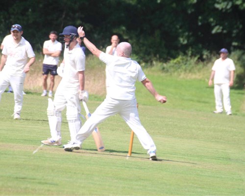 Herbie just about see off Johnston to stay top