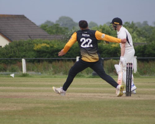 Harrison Allen finalists meet in league clash